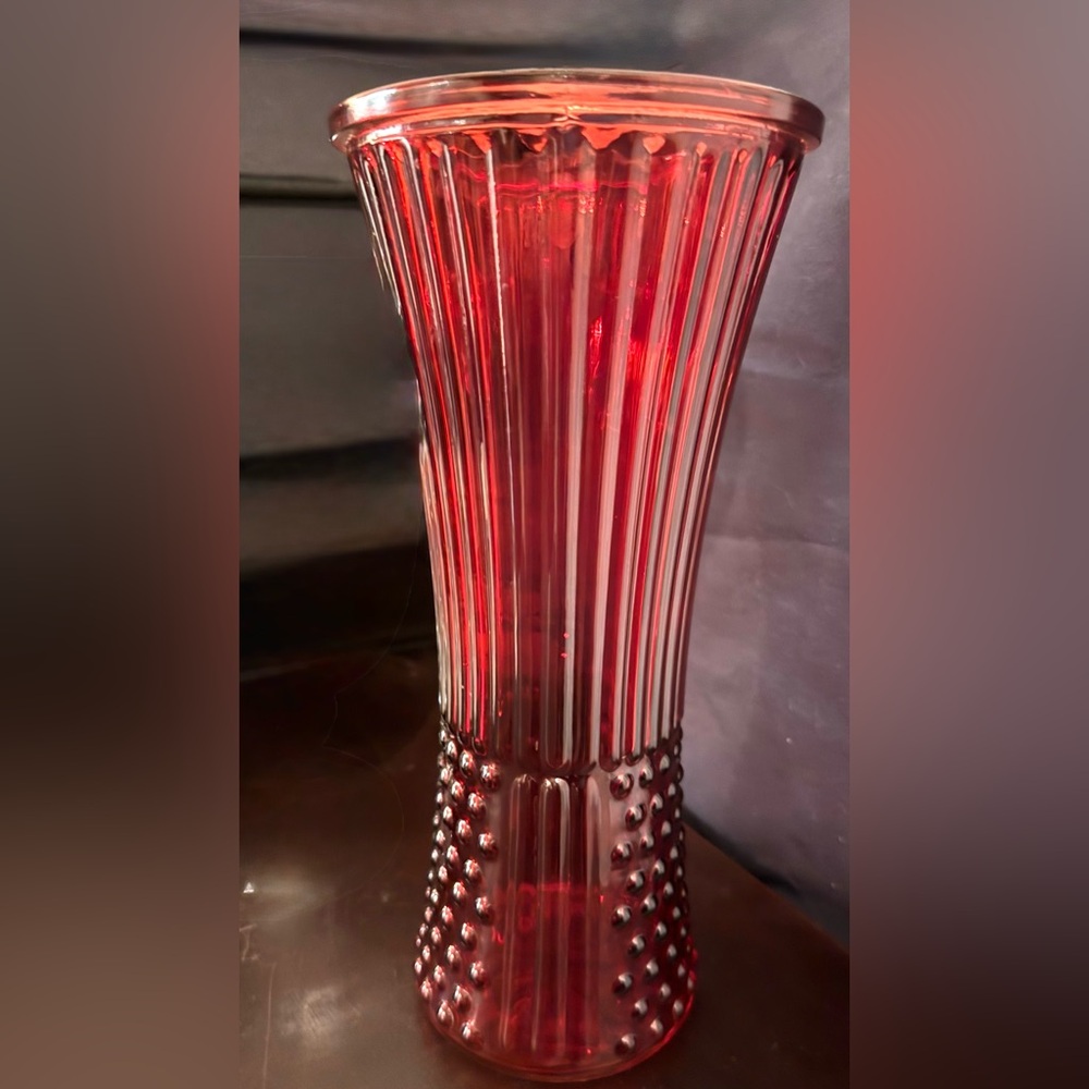 11.5” Tall Red Glass Flower Vase - alternating hobnail-striped glass.